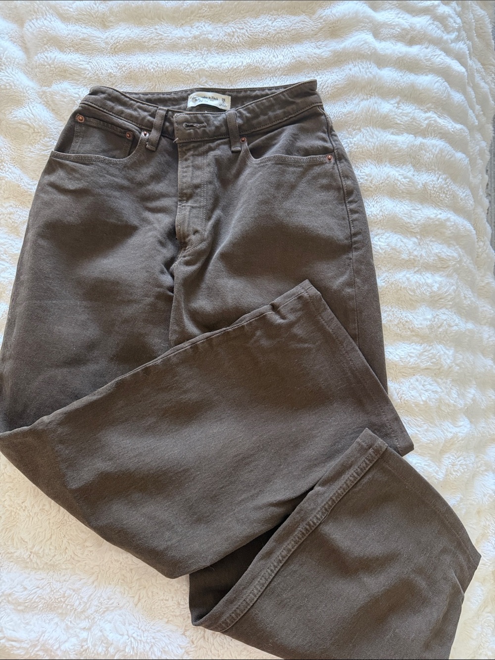 Abercrombie & Fitch Women's Wide Leg Jeans in Dark Brown